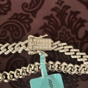 Silver cuban link Bracelet with almost 2 carrots of moissanite